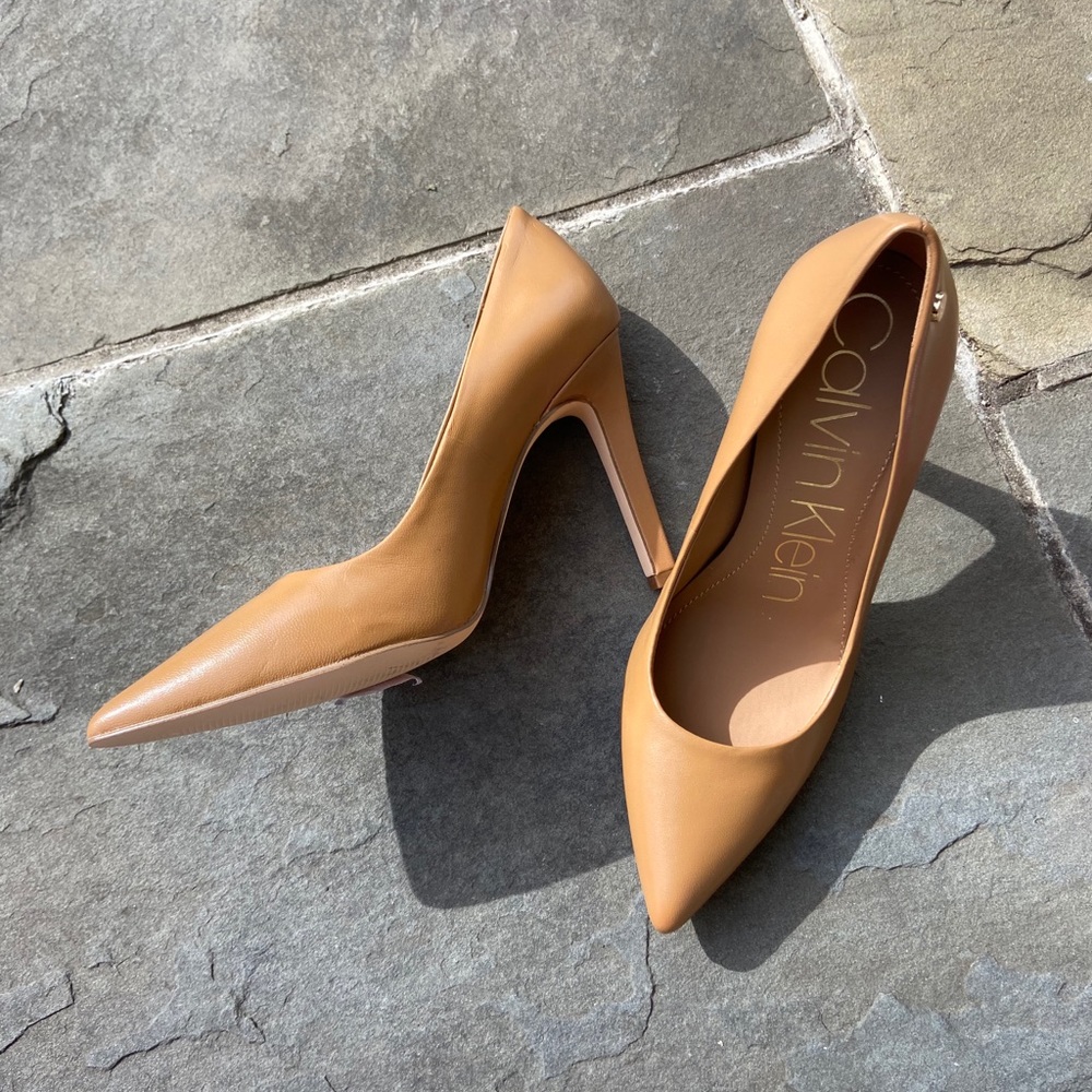 Calvin Klein Pumps
